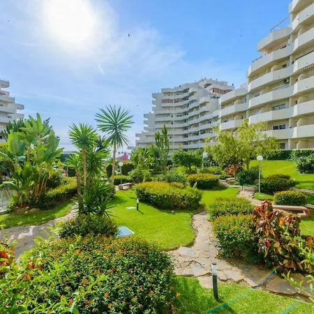 Benalbeach With Sea Views And Water Park Apartamento *