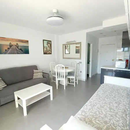 Benalbeach With Sea Views And Water Park Apartment Benalmadena