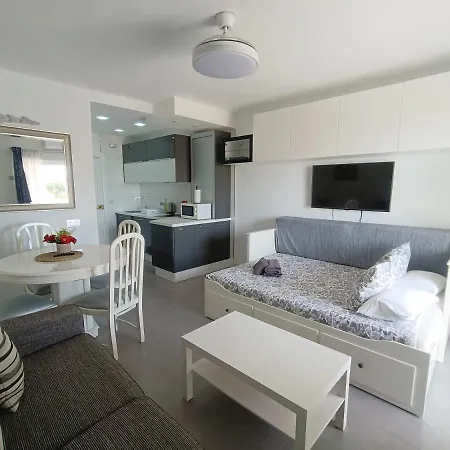 Benalbeach With Sea Views And Water Park Apartment *